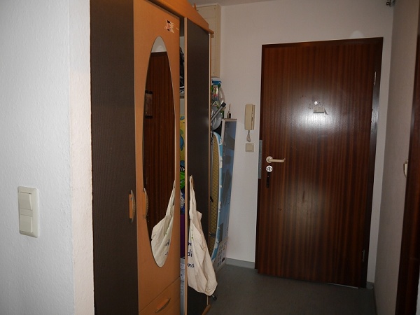 Flur mit Einbauschrank