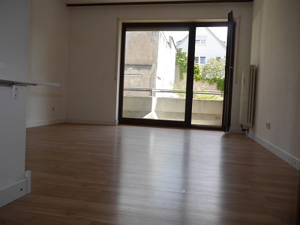 Balkon nach hinten raus